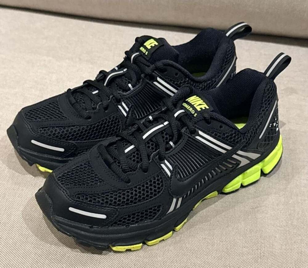 5Y / 6W - Nike Vomero 5 Big Kids' Shoes (Black/Volt)